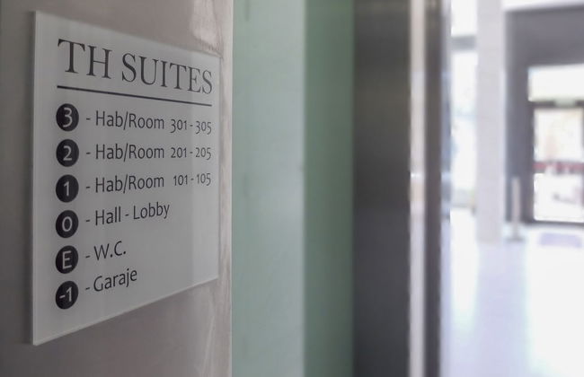 TH Apartments by Como en Casa - Photo 2