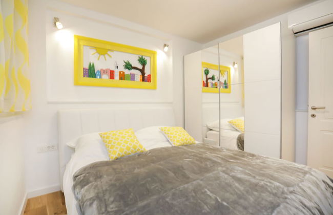 Residence Teatro - Near Cathedral of St James - Foto 4