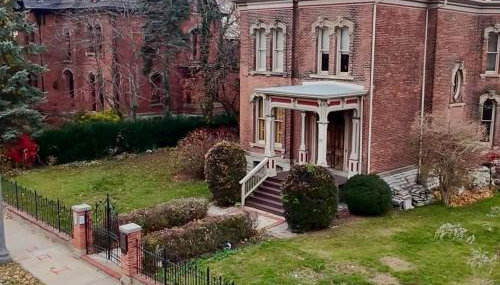 Carriage House with garage downtown - Foto 4, Garden view