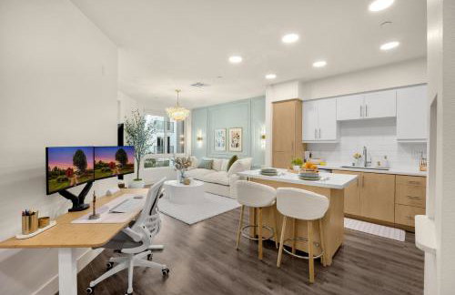 Luxury 1BR Newport Beach Condo with Pool and Gym - Foto 41