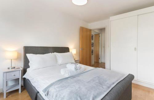 Spacious 2BR Flat Near Camden & Kings Cross Tube - Pass the Keys - Foto 7