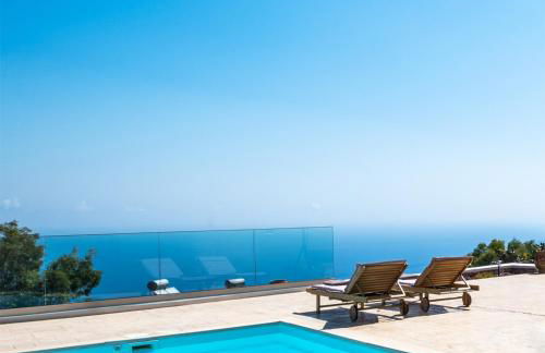 Historic Villa Kassiopi with Panoramic Sea view - Photo 38