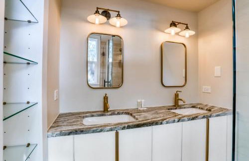 Extraordinary Old Florida home with designer interior & backyard treehouse - Foto 28