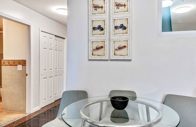 Amazing 2BD Steps From the Convention Center - Photo 6