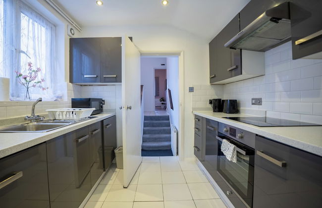 London City Escape - Stylish 2 Bedroom Apartment - Foto 5
