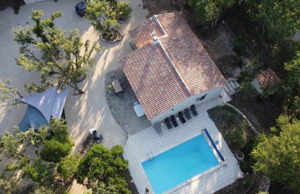 Villa avec piscine sur terrain clôt - Photo 28