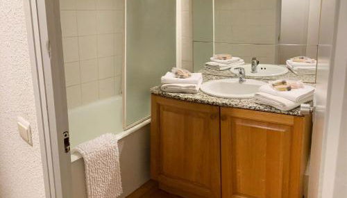 Studio 2 personnes avec Terrasse Literie-Serviettes-Ménage Fin de Séjour INCLUS - Foto 5