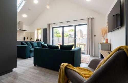 4 bedroom bungalow in Kettering - Garden - Parking - WiFi - Foto 3