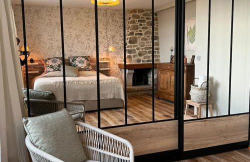 Ti an Aod Beachfront Stone Cottage Sleeps 10 OI Collection Rentals - Foto 40