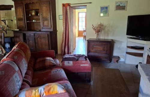 Le Vignal - Maison typique Périgourdine - Foto 13