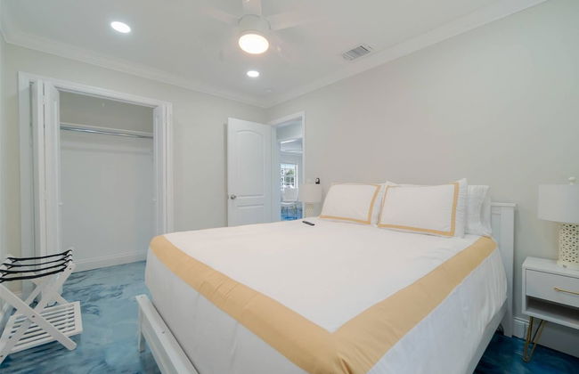 Beachy Blues Apt A, Downtown, Shops, Cafes & Beach, Dog Friendly - Foto 4