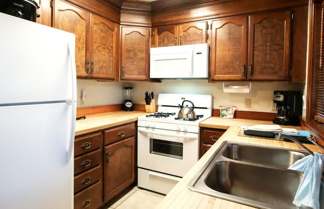 Sunburst Condominiums - Photo 14