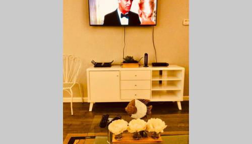 Luxury stay near Oakridge Mall for vacation/work - Foto 5