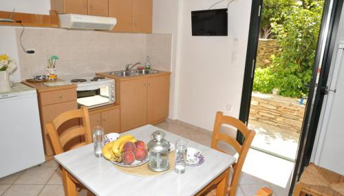 Handakas Studios - Photo 4