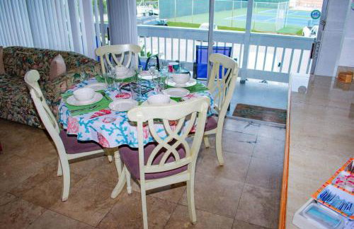 Turtles Nest Mins to the Beach Family Condo - Photo 8