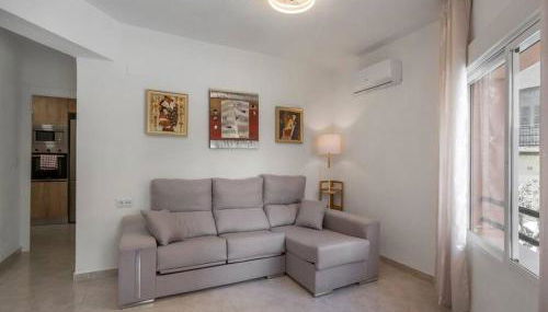 Central Alicante Urban Escape - Photo 3