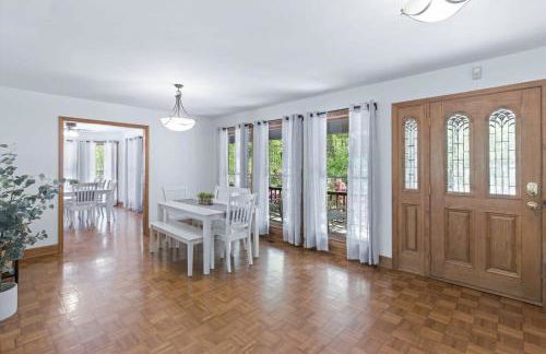 Wooded Retreat with game area and hot tub - Foto 24