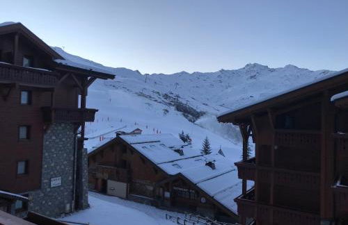 Le Chamois des Alpages de Reberty ski au pied - Foto 11