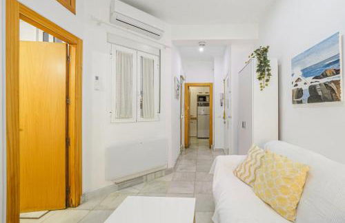 Bonito y muy fresco apartamento con patio privado - Photo 6