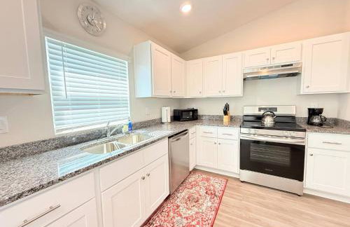 New 4-Bedroom Home – Perfect for Your Stay! - Foto 30