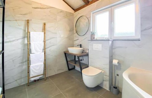 Nice Home In Vrgorac With Wifi - Foto 21