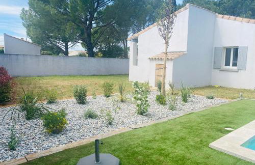 La Maison d à côté 8 à 10 personnes - Foto 12