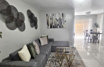 Big TV 2 Bedroom Apartment Cooper City - Foto 11