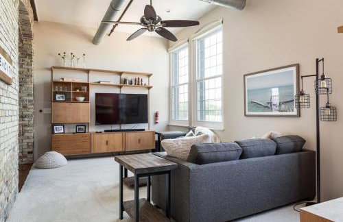 Top of The Peak: Downtown Gem! Steps to Beach - Foto 11