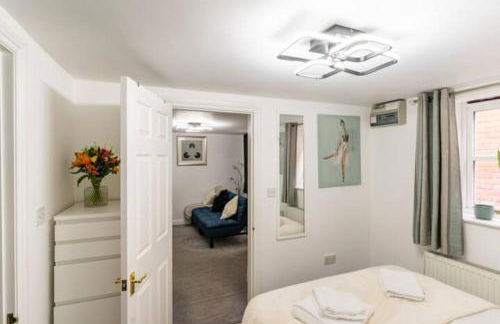 The Nook, Cosy 1BR in Blandford, Dorset - Photo 3