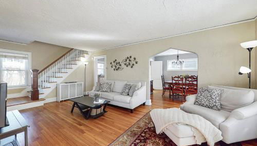 Belltown Retreat - Photo 1