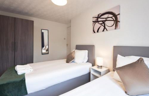 3 Bedroom Home in Central Milton Keynes - Photo 19