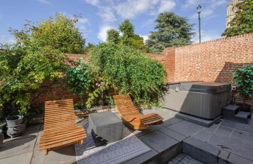 Executive Suite With Private Hot Tub Skytv - Foto 16