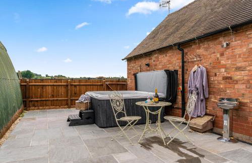 Swifts Retreat - Photo 1