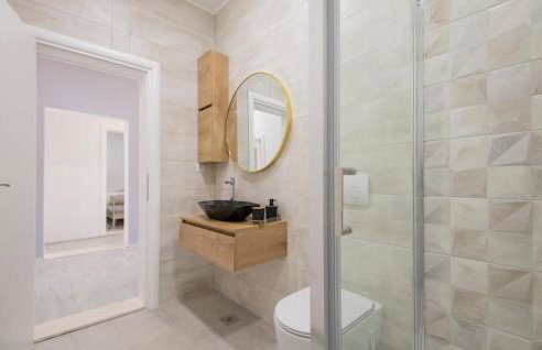 2 Bedroom Nice Apartment In Rogotin - Photo 12