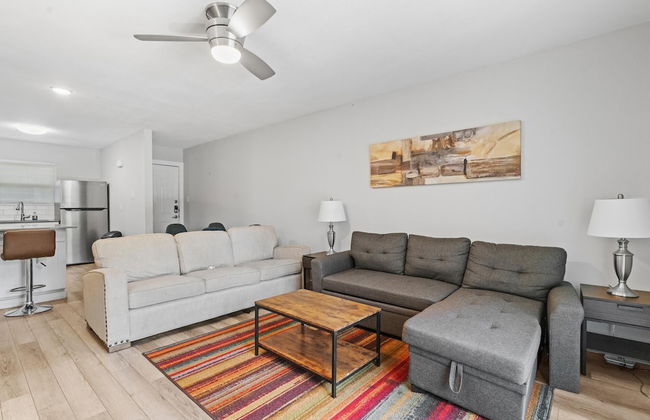 Modern 2BR Near UT Hyde Park Evonify - Foto 25