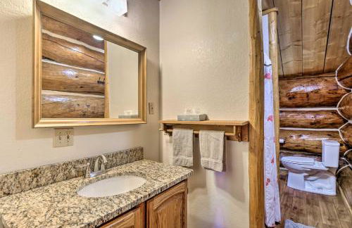 Less Than 1 Mi to Lake Granby Log Cabin with Fire Pit - Foto 18