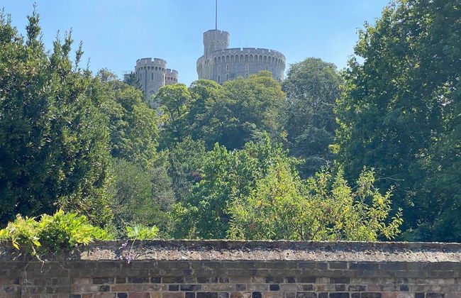 Guards View Windsor - Photo 19