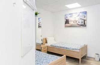 Private room #5 with 2 beds, ground floor, AC, only 2min to RAB - Foto 5