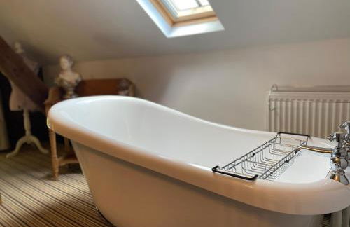 Betsey Trotwood. Historic stylish 2-bed cottage. - Foto 6