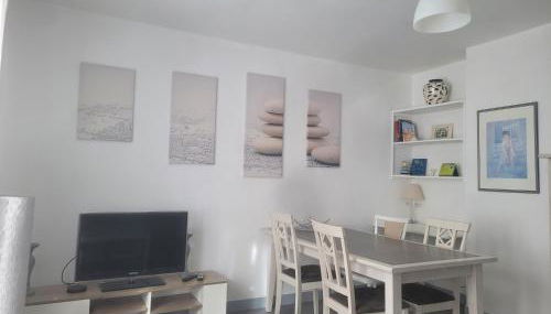 Appartement proche du PAL - Foto 3