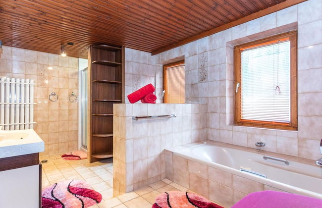 Great Group Holiday Home - Foto 22