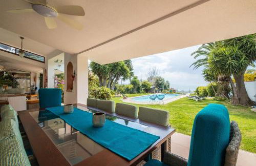 Beachfront- Private pool and design - Foto 11