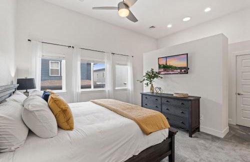 Steps from River & Old Town - Hot Tub & King Bed - Foto 8