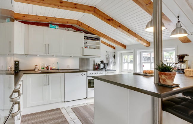 "Gunlef" - 50m from the sea - Foto 18