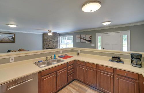 Guntersville Lake House Boat Ramp Access! - Foto 12