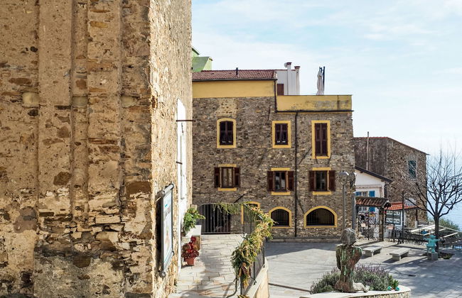 Raineri House - Photo 39