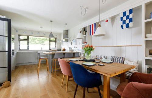 Pretty Coastal Home in Bosham Close to Water - Foto 2