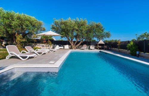 CROWONDER Sun Dance Apartments with Heated Swimming Pool Seaview and Garden - Foto 22