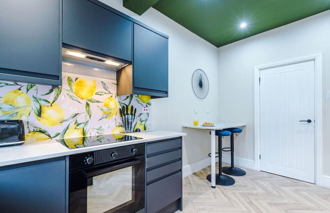 Salford Sanctuary 5 Bed House - Foto 27