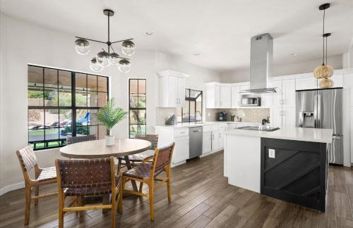 Private Pickleball Resort Spa Pool & Playground - Foto 28